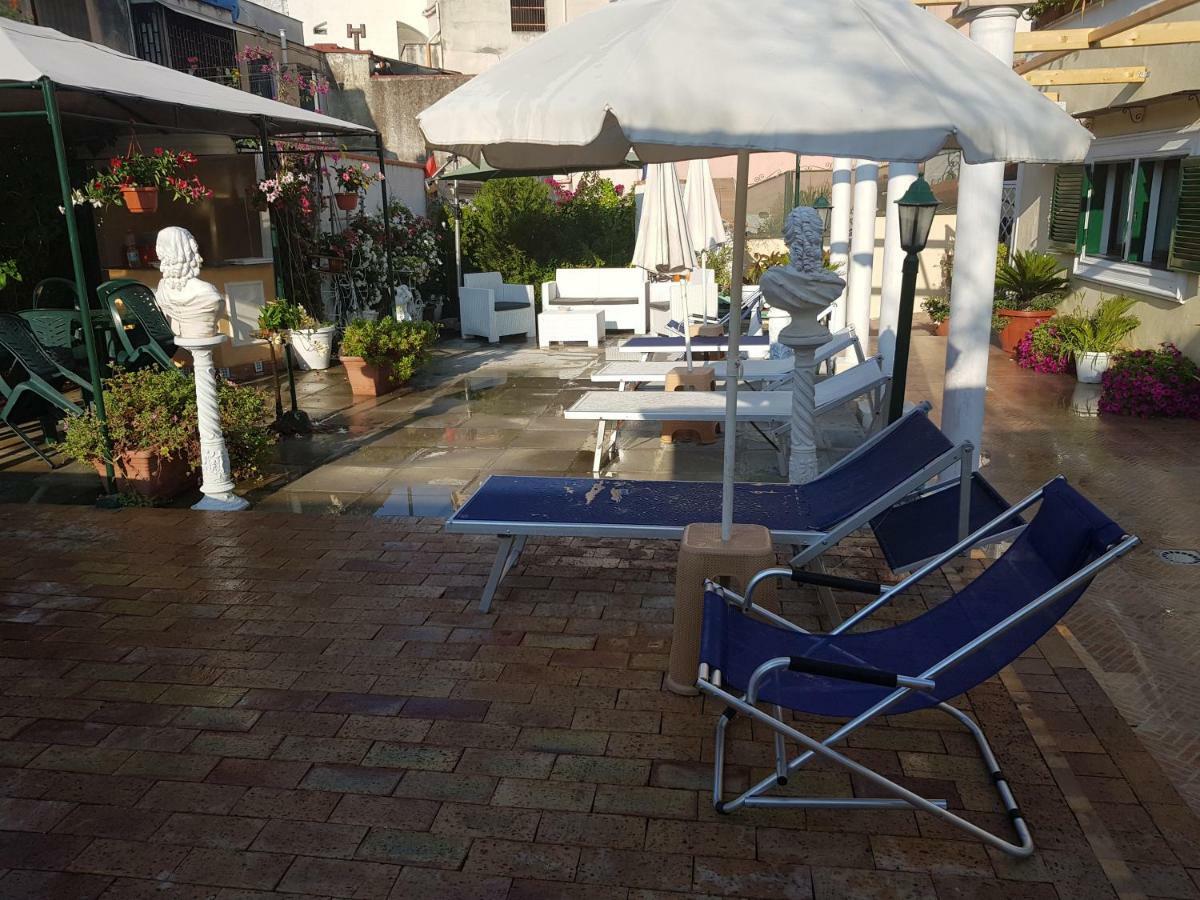 Apartamento Villino Angela A Sant'Anna Boscotrecase Exterior foto